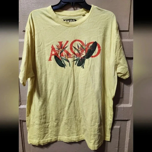 AKOO Tropical Butter Yellow Short Sleeve Graphic Tee - Picture 1 of 4